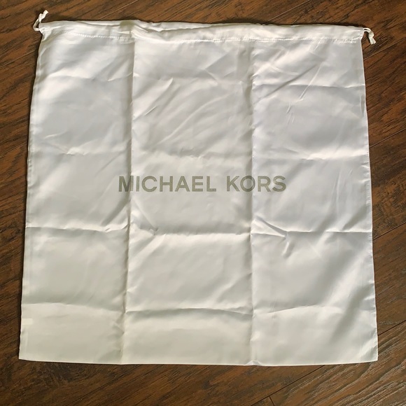 michael kors protective bag